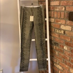 Stretchy Snakeskin jeans